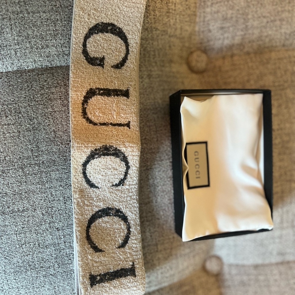 Gucci headband